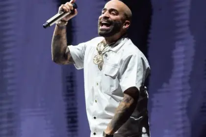 Arcángel confiesa a Rosalía romance con una fan en su gira