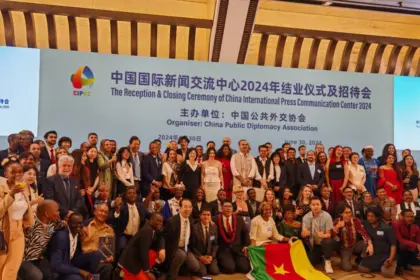 China lanza programa internacional para periodistas de 101 países 2026