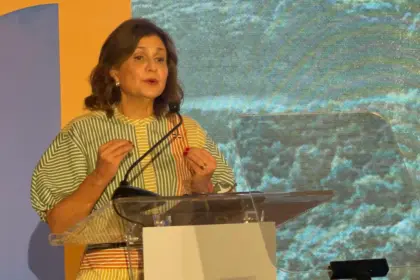 Raquel Peña exige transformar el sistema educativo dominicano urgente