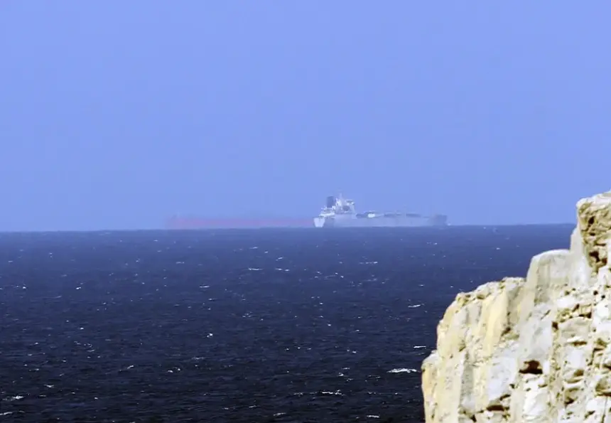 Irán y países del Golfo negocian acuerdo para el tránsito en Ormuz