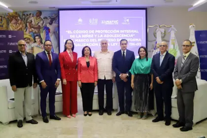 Debaten reforma a Ley 136-03 para fortalecer justicia penal adolescente