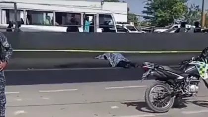 Hallan hombre sin vida con disparo en la cabeza en la Autopista Duarte