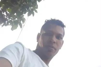 Identifican a hombre asesinado para robarle su motocicleta en autopista Duarte