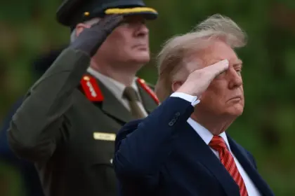 Trump asegura que explotar el mar del Norte desplomará precios del gasóleo