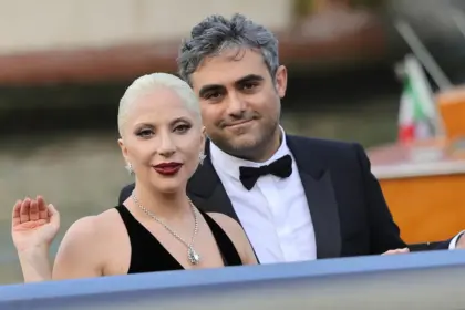 Lady Gaga y Michael Polansky dan la bienvenida a su primer hijo juntos