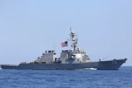EE.UU. bloquea 100 barcos en el estrecho de Ormuz tras tensiones con Irán 15 EE.UU. bloquea 100 barcos en el estrecho de Ormuz tras tensiones con Irán
