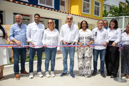 Abinader inaugura nuevo CAIPI en San Cristóbal para la primera infancia