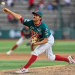 Trevor Bauer firma con las Estrellas Orientales para la próxima LIDOM
