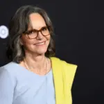Sally Field hace historia en los Emmy como la actriz más longeva en ganar