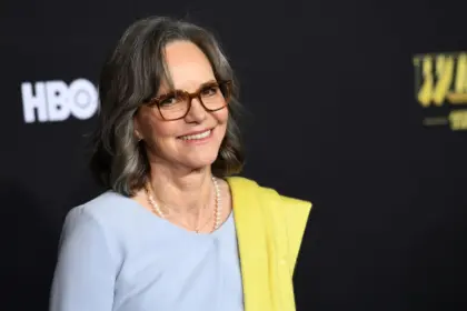 Sally Field hace historia en los Emmy como la actriz más longeva en ganar