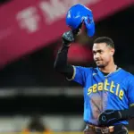 Julio Rodríguez es nominado al prestigioso Premio Roberto Clemente 2026