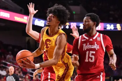 Chad Baker-Mazara demanda a Eric Musselman por insultos racistas en USC