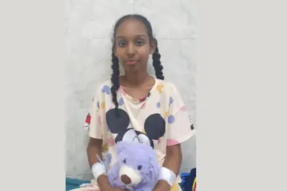 Estudiante meritoria solicita ayuda para tratar enfermedad de Crohn