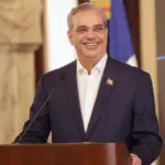 Abinader cierra agenda presidencial en Santiago y Valverde con obras