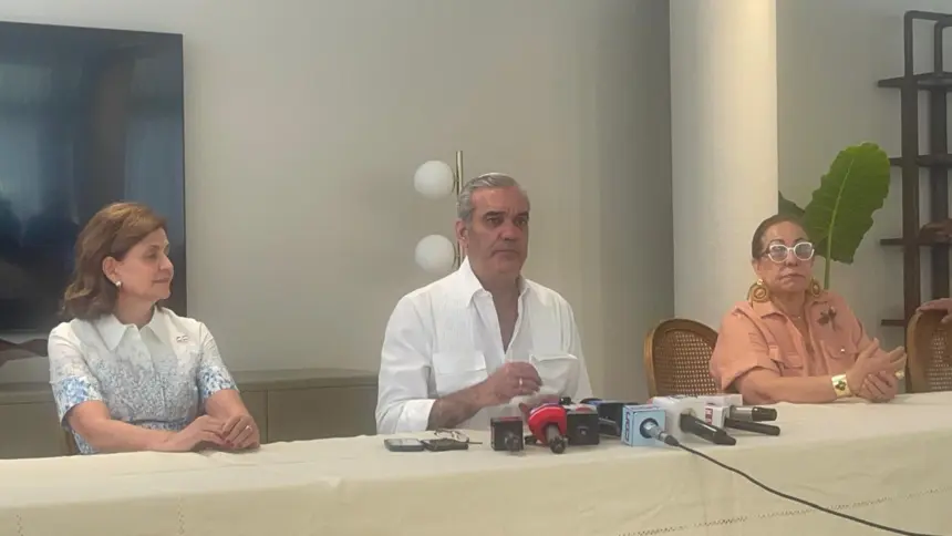 Abinader confirma solución a restricciones comerciales de Haití en frontera