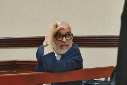Juicio de fondo contra Ángel Martínez por querella de Faride Raful