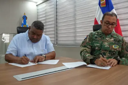 ECO5RD y Ejército de RD firman alianza para gestionar residuos sólidos