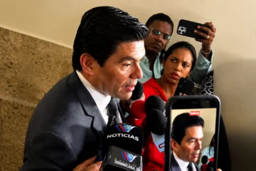 Atraco en Serrallés fue al azar afirma padre de joven herido