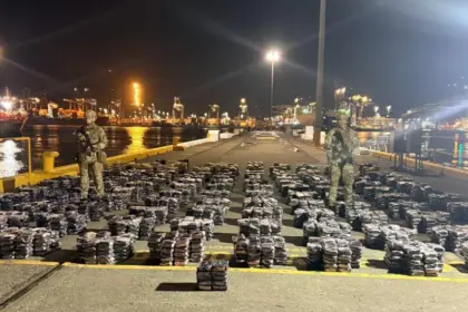Decomisan 5,529 paquetes de droga en aguas del Pacífico panameño