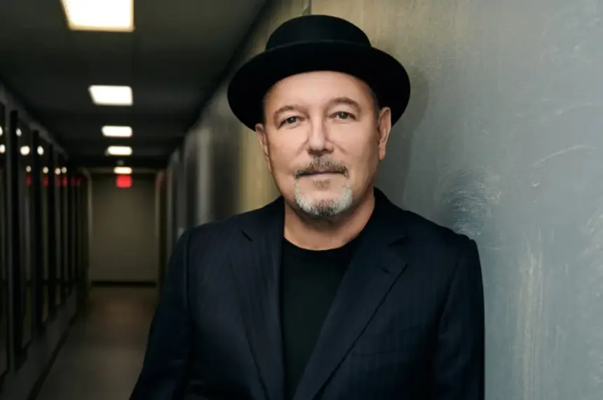 Rubén Blades recibirá el Premio Billboard Ícono en la edición 2026