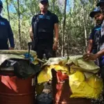 Desmantelan laboratorio de bebidas adulteradas con 10 mil litros en Azua
