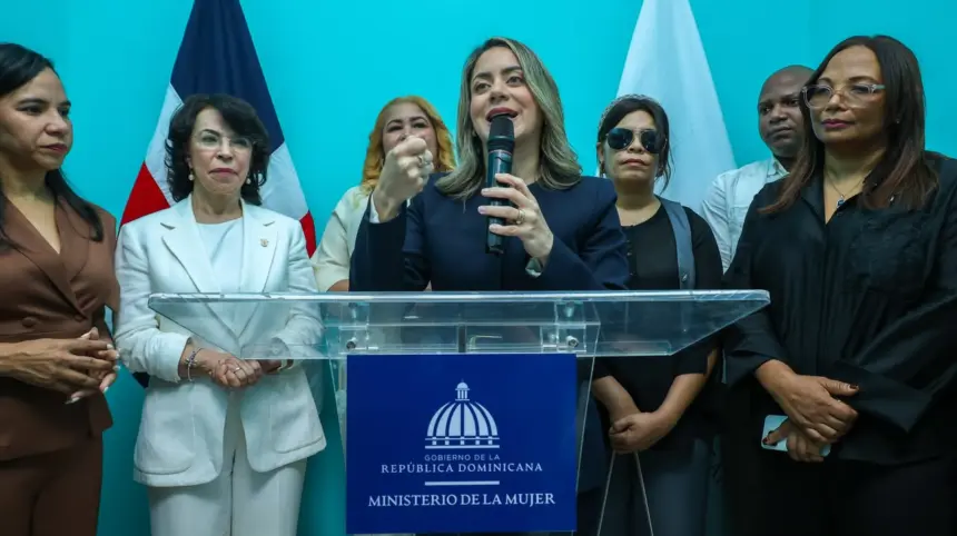 Ministerio de la Mujer inaugura nuevas oficinas en Santiago de los Caballeros