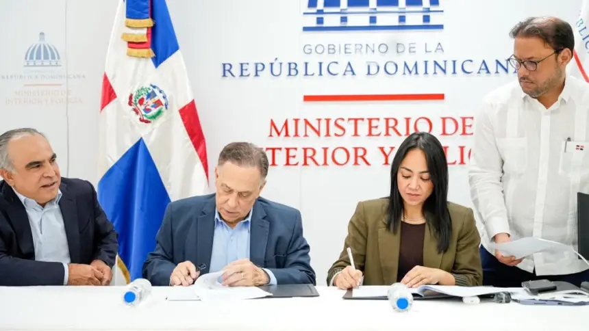 Sector privado donará terrenos para nueva estación de bomberos en Haina