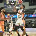 Los Prados vence a Huellas del Siglo en emocionante inicio del TBS Distrito