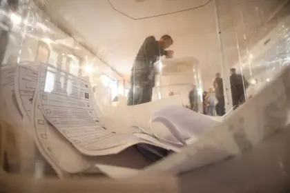 Rusia denuncia ciberataque masivo al sistema de voto electrónico electoral