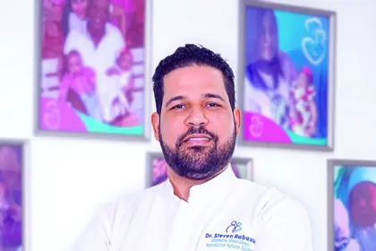 Liberan al ginecólogo Steven Rabassa tras investigación Operación Senasa 2.0