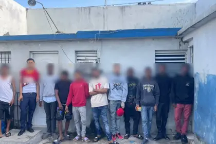 Policía arresta a ocho integrantes de la banda Los 5.5 en Haina