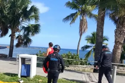 DICRIM investiga robo a ambientalistas checos en Malecón de Santo Domingo