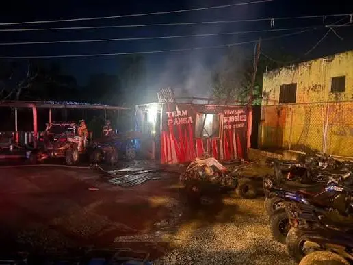 Incendio afecta negocio de alquiler de Four Wheels y Buggies en Jarabacoa