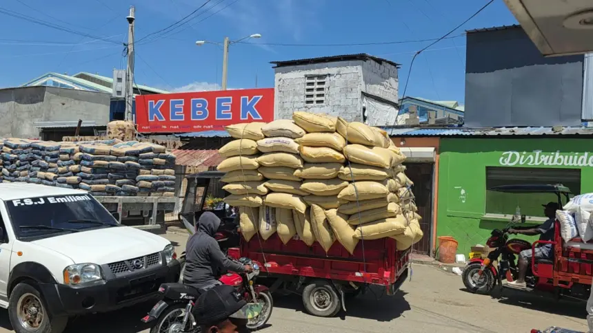Comercio binacional en Dajabón opera con normalidad pese a rumores