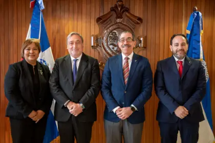UASD y UNIR impulsan cooperación académica y expansión de educación virtual
