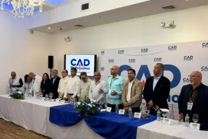 Equipo de David Collado fortalece estructuras políticas en el exterior
