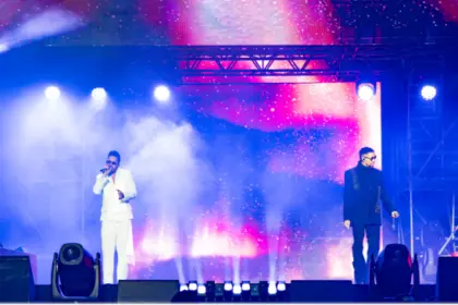 Romeo Santos y Prince Royce hicieron historia en el Estadio Monumental