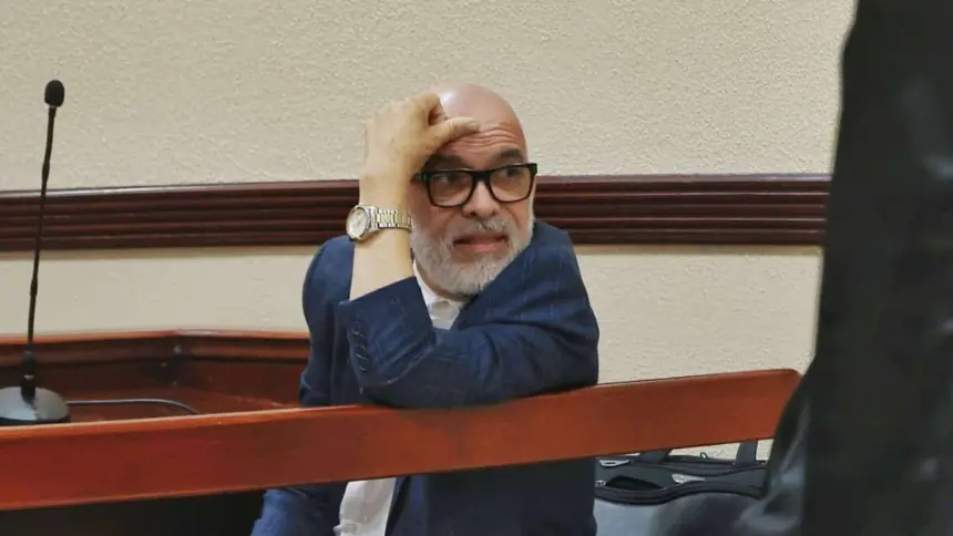 Ángel Martínez condenado: deberá pagar 2 millones a Faride Raful