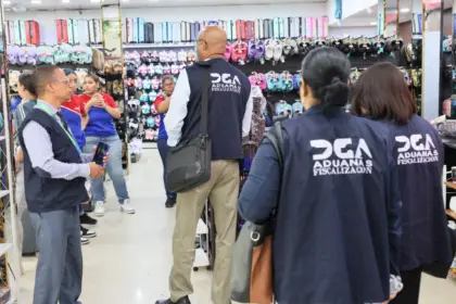 Aduanas detecta evasión fiscal de RD$66 millones en comercios asiáticos
