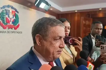 Reacciones divididas tras advertencia de Abinader sobre delincuencia