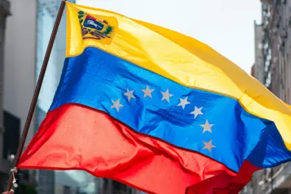 Venezolanos en Florida critican reunión de Trump con Delcy Rodríguez