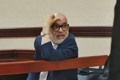 Ángel Martínez condenado a pagar RD$2 millones a Faride Raful por difamación