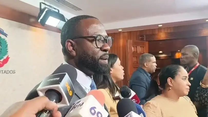 Carlos de Pérez critica advertencia de Abinader sobre caso Oro Duro