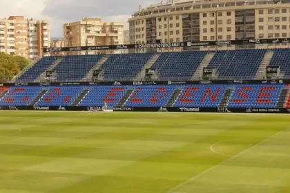 Embargan acciones del Eldense en pleno proceso de venta a Leo Messi