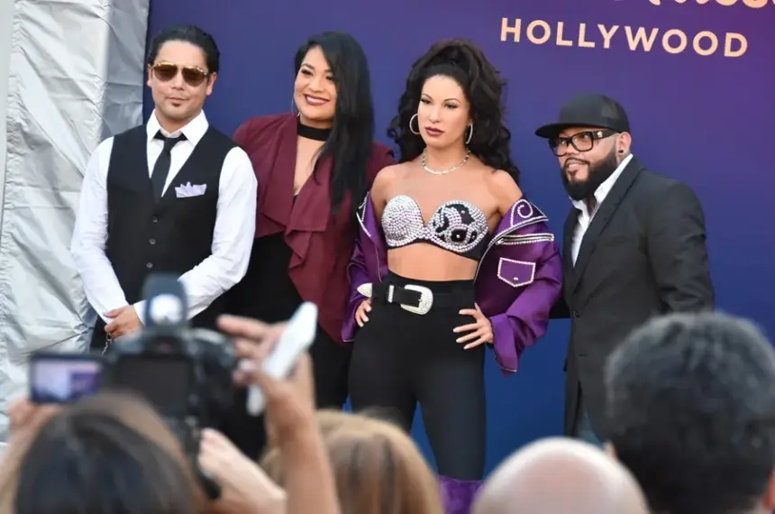 A.B. Quintanilla demanda a su hermana Suzette por patrimonio de Selena