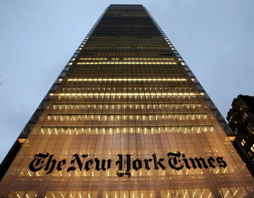 NYT mantiene veto a fotos de la Casa Blanca ante censura de Trump