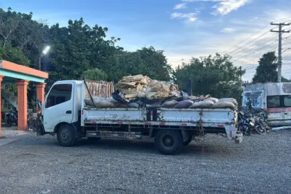 Tragedia vial: niña muere y mujer resulta herida tras choque en Santo Domingo