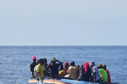 Armada intercepta embarcación con 38 haitianos en aguas dominicanas