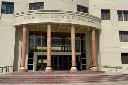 Sentencian a 20 años de prisión a hombre por homicidio en Santiago