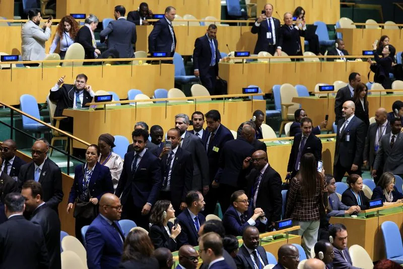 Diplomáticos abandonan Asamblea ONU durante discurso de Benjamin Netanyahu